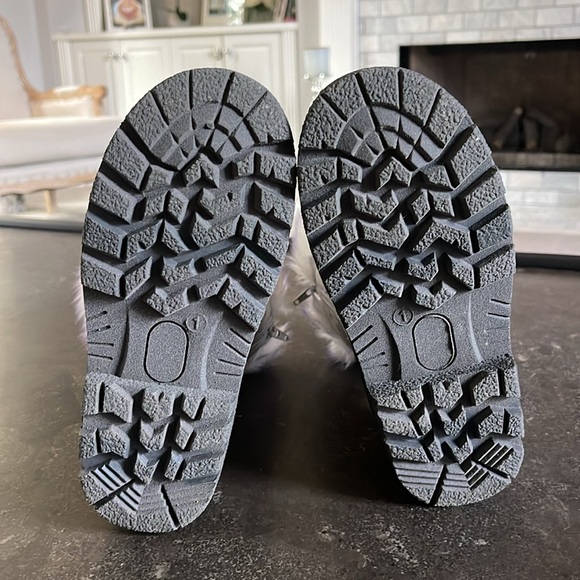 K KomForme Girls Snow Boots Warm Anti-Slip Waterproof Winter Boot - Picture 9 of 11